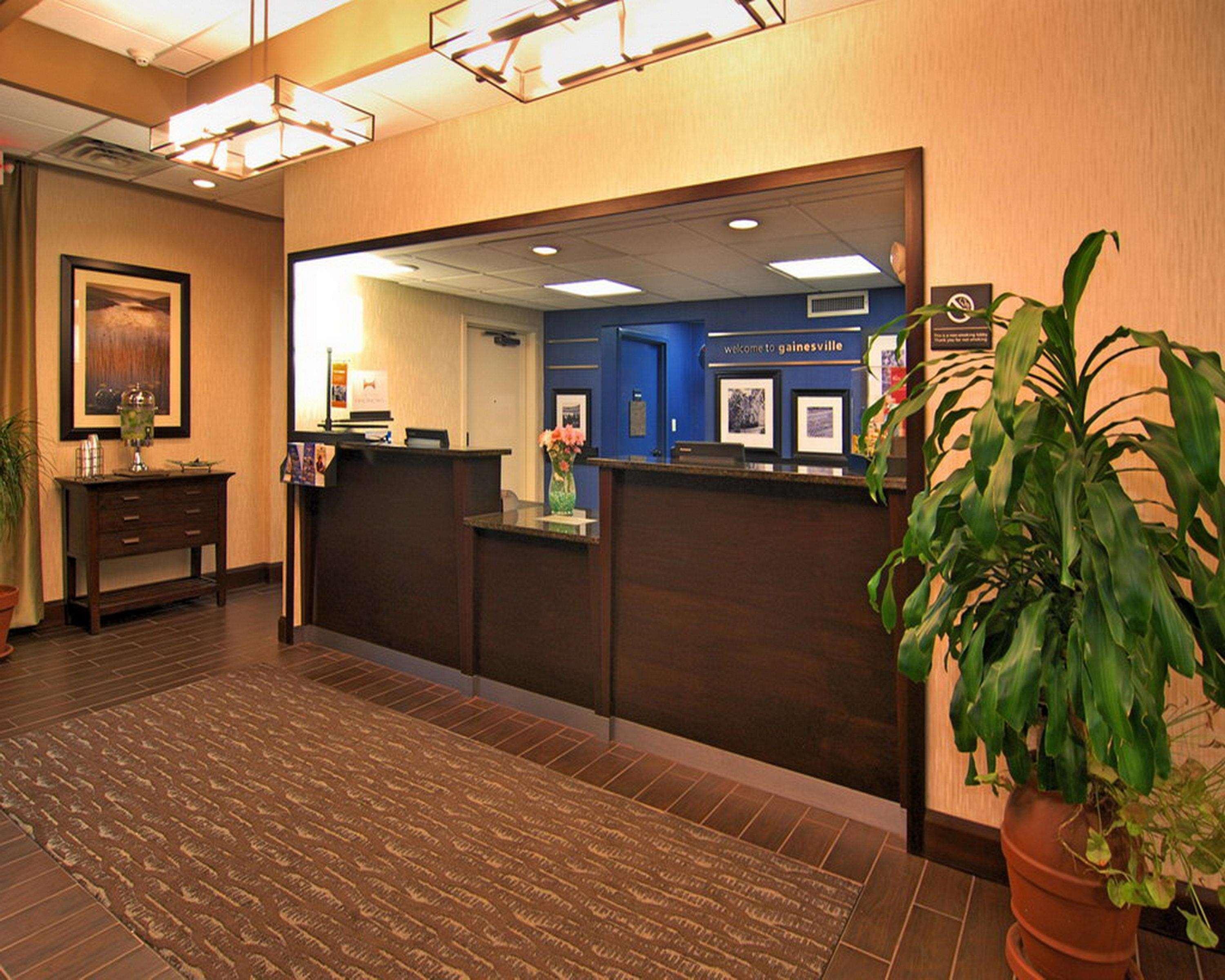 Hampton Inn Gainesville Exterior foto